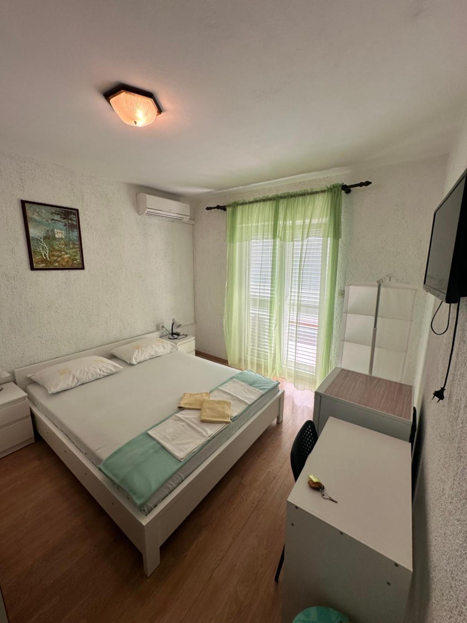 Rooms Anita Sibinj Sibinj Krmpotski Exteriör bild